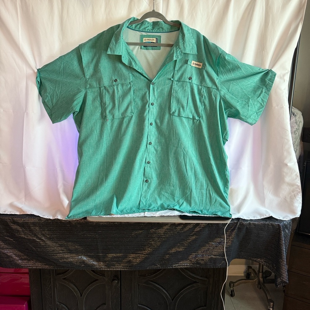 Magellan Outdoors Men's Teal Casual Button Down Shirt